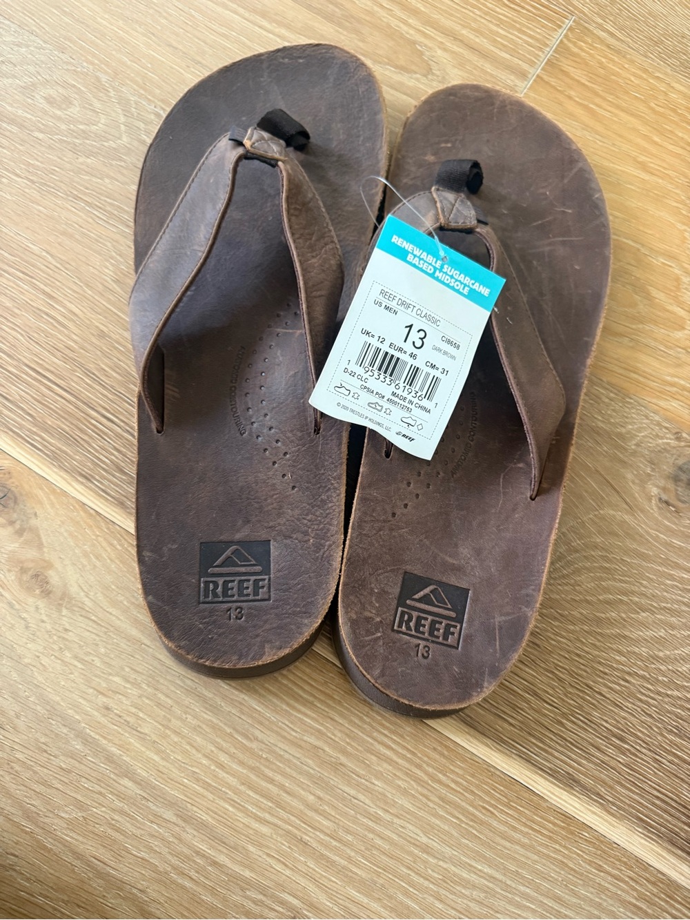 Reef Men's Brown Leather Flip-Flops - Classic Toe-Post Sandals